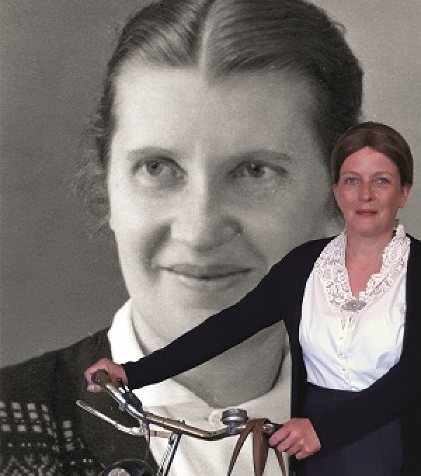 Ingrid Buck mit Fahrrad